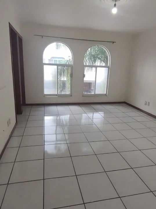 Casa Moderna en Plaza Guadalupe, Zapopan - Image 4