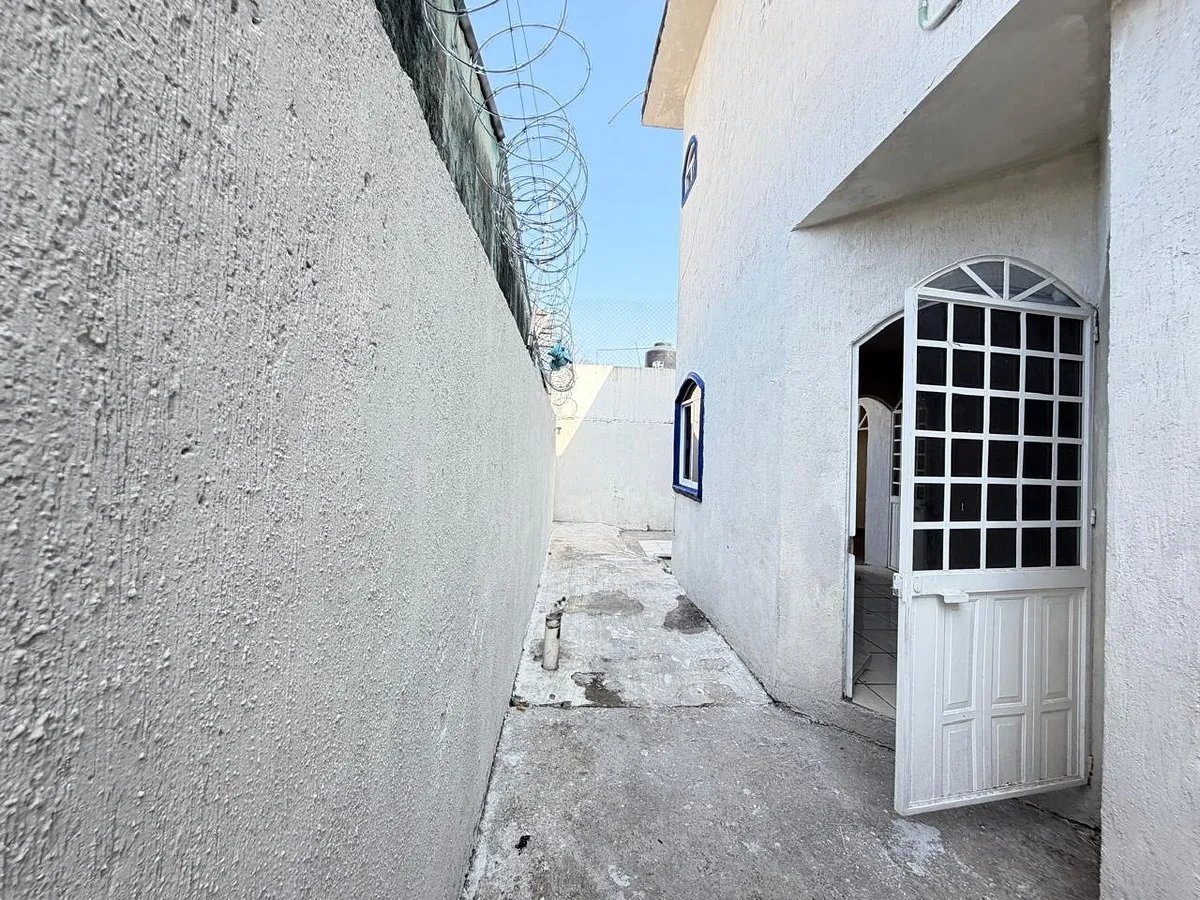 Casa Moderna en Villa Las Flores - Image 11